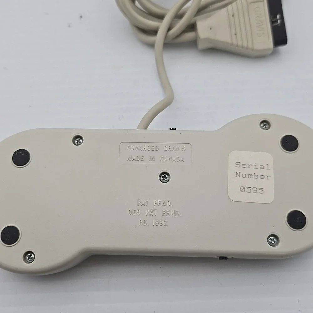 Gravis‎ PC Vintage Gamepad Video Game Controller